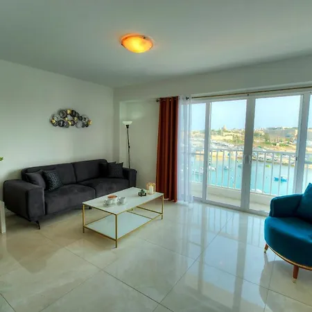 Seafront Beautifully Furnished 2 Bedrooms Gogzr-3 * Gzira