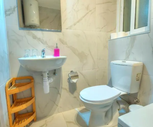 Seafront Beautifully Furnished 2 Bedrooms Gogzr-3 * Gzira